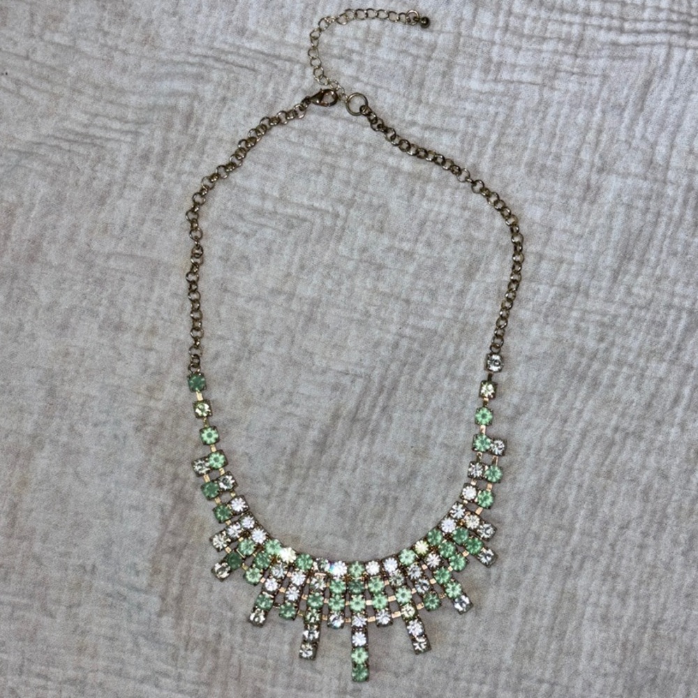 Vintage Nordstrom Elegant Green and Gold Necklace